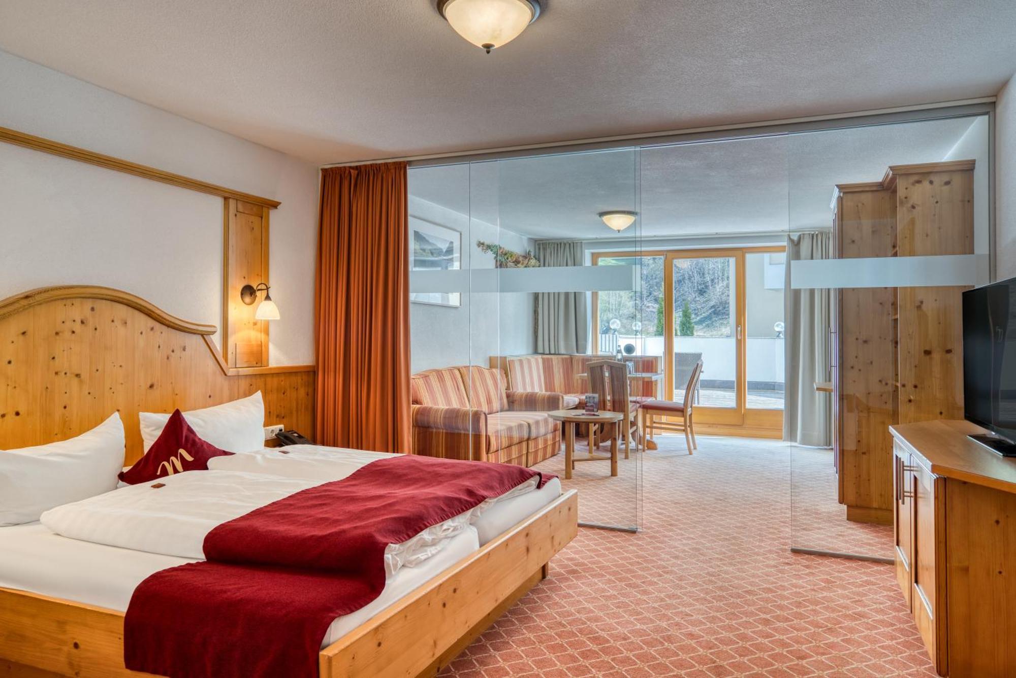 Mallaun Hotel.Erlebnis See Buitenkant foto