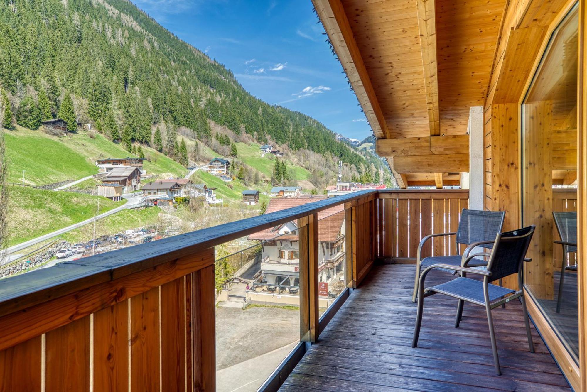 Mallaun Hotel.Erlebnis See Buitenkant foto