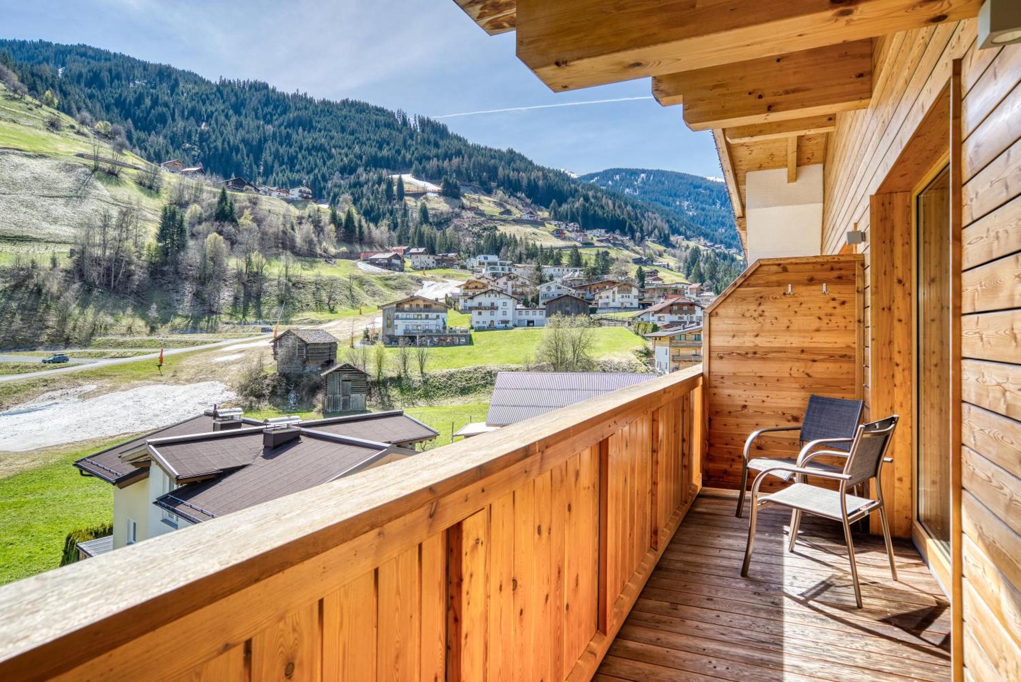 Mallaun Hotel.Erlebnis See Buitenkant foto