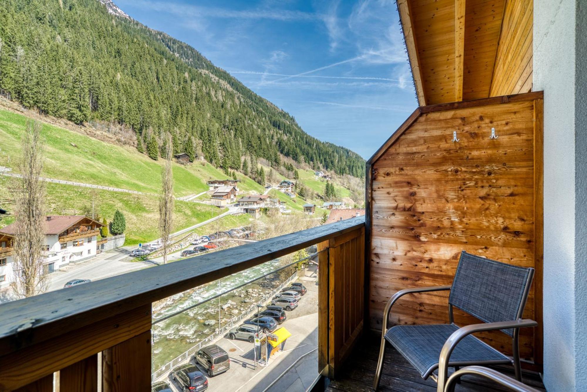 Mallaun Hotel.Erlebnis See Buitenkant foto